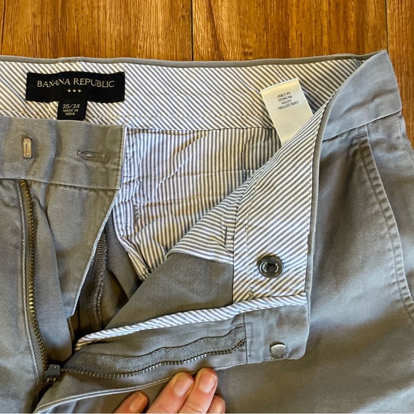 BANANA REPUBLIC Men’s Gray Khaki Chino Straight Front Slacks Size 35/34 - Picture 3 of 14